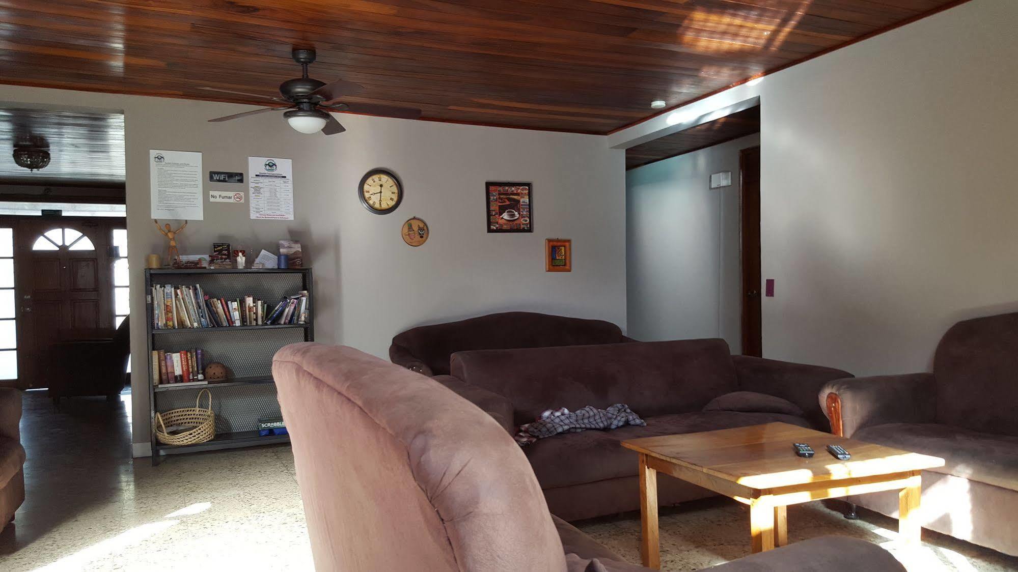 Managua Inn *